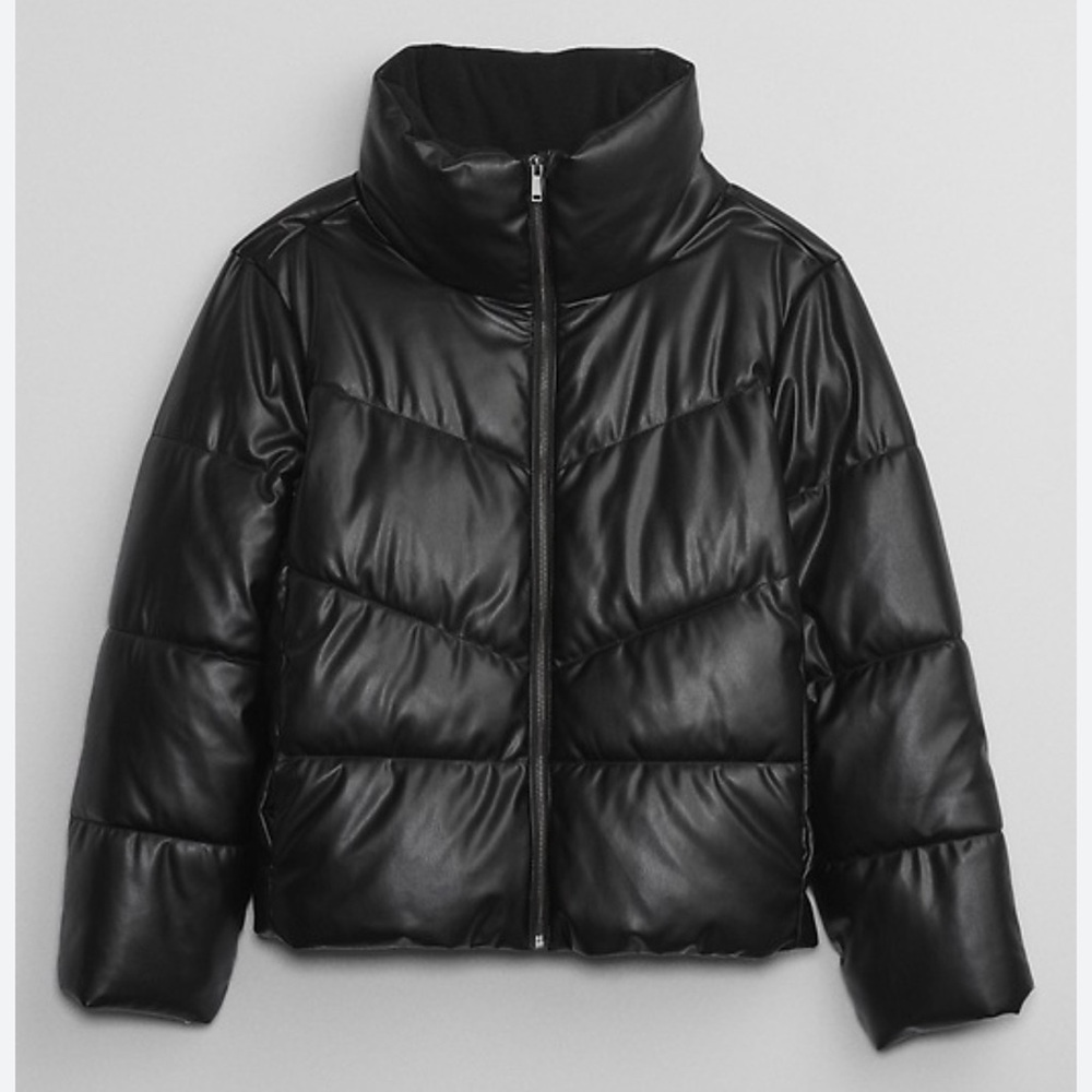 GAP women jacket- Relaxed Vegan-Leather Puffer Jacket